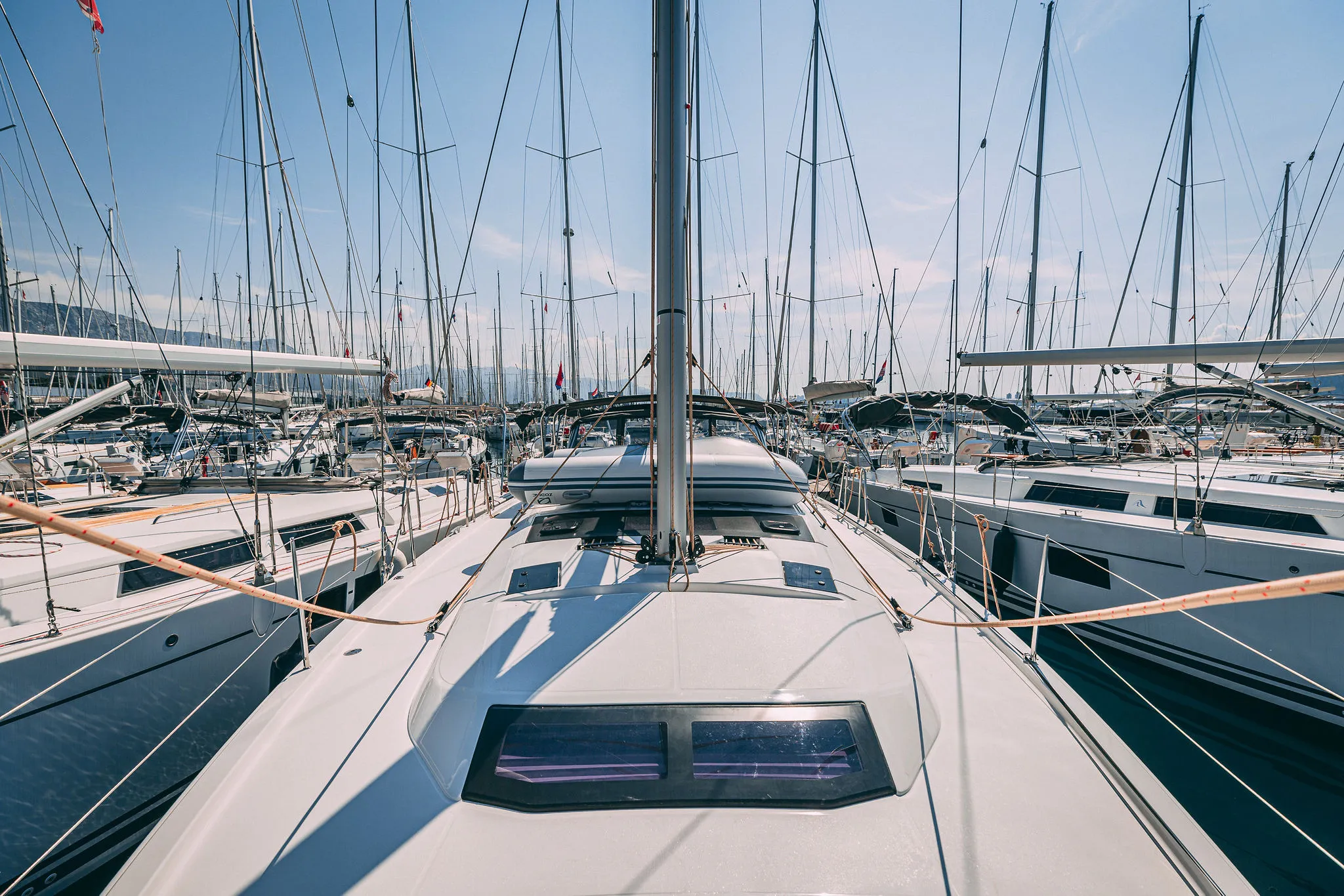 Dufour 470 Angelique — yacht photo 4