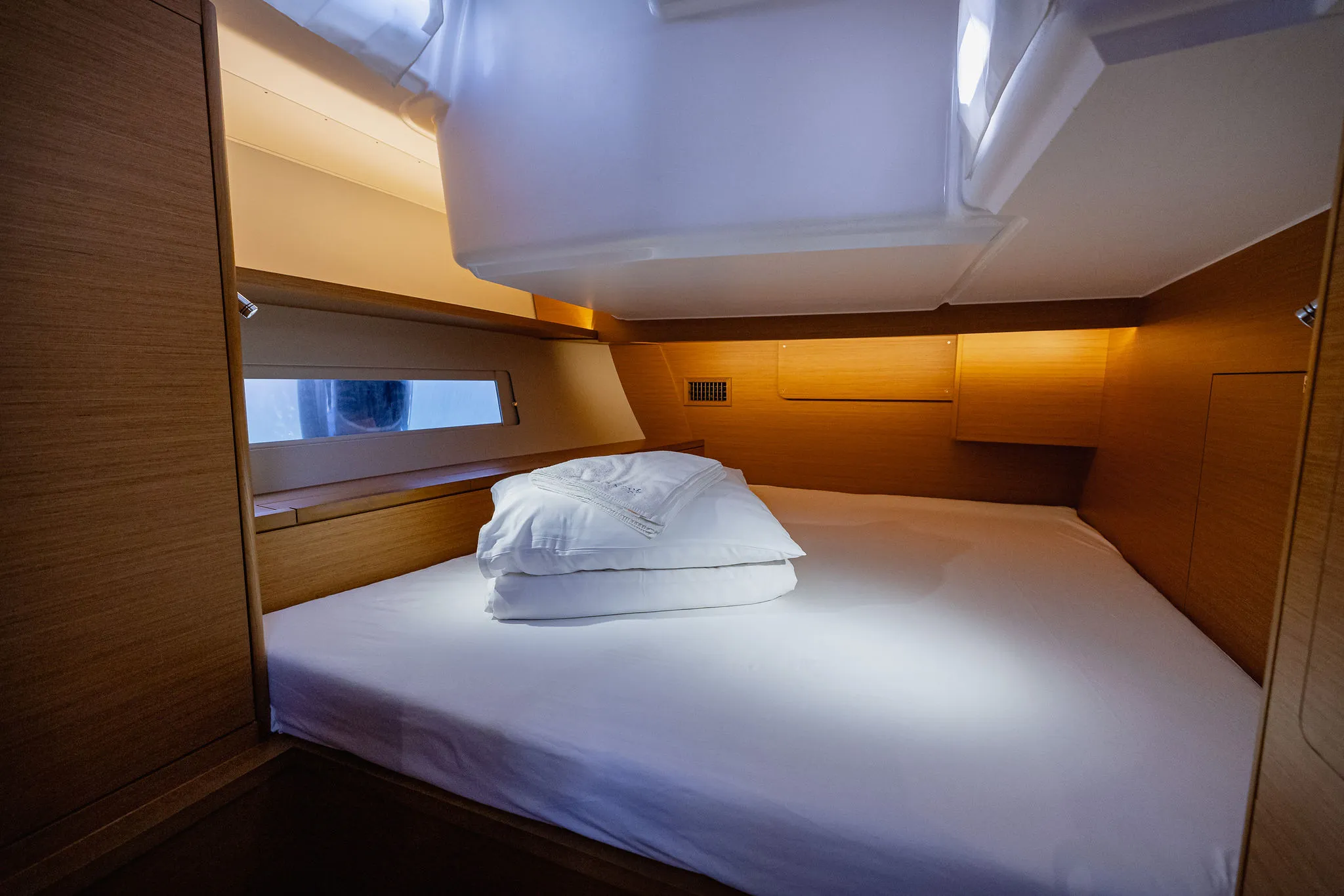 Dufour 470 Angelique — yacht photo 26