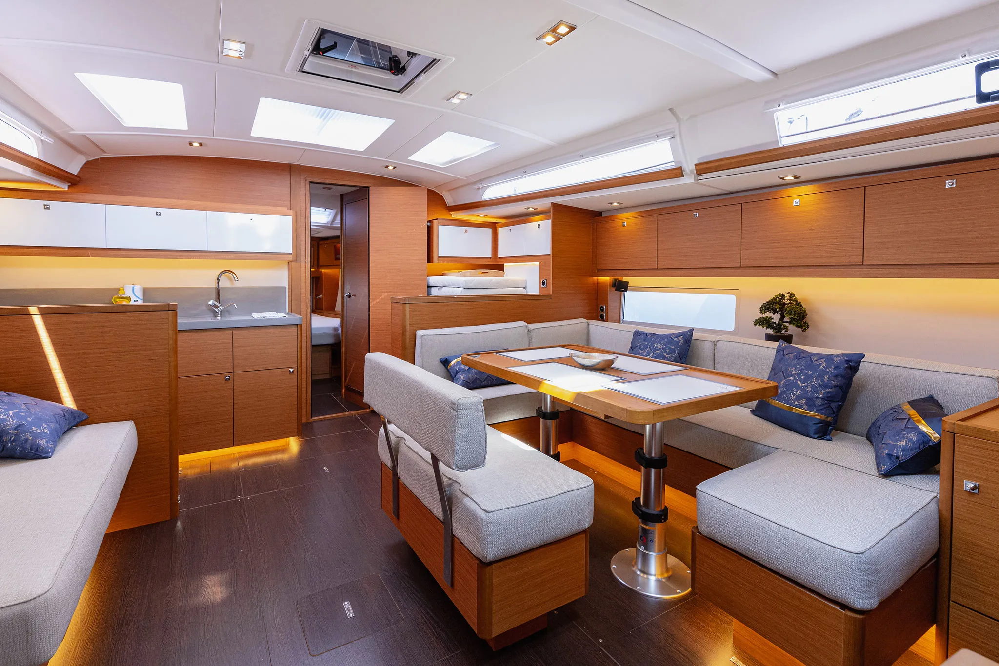 Dufour 470 Angelique — yacht photo 23