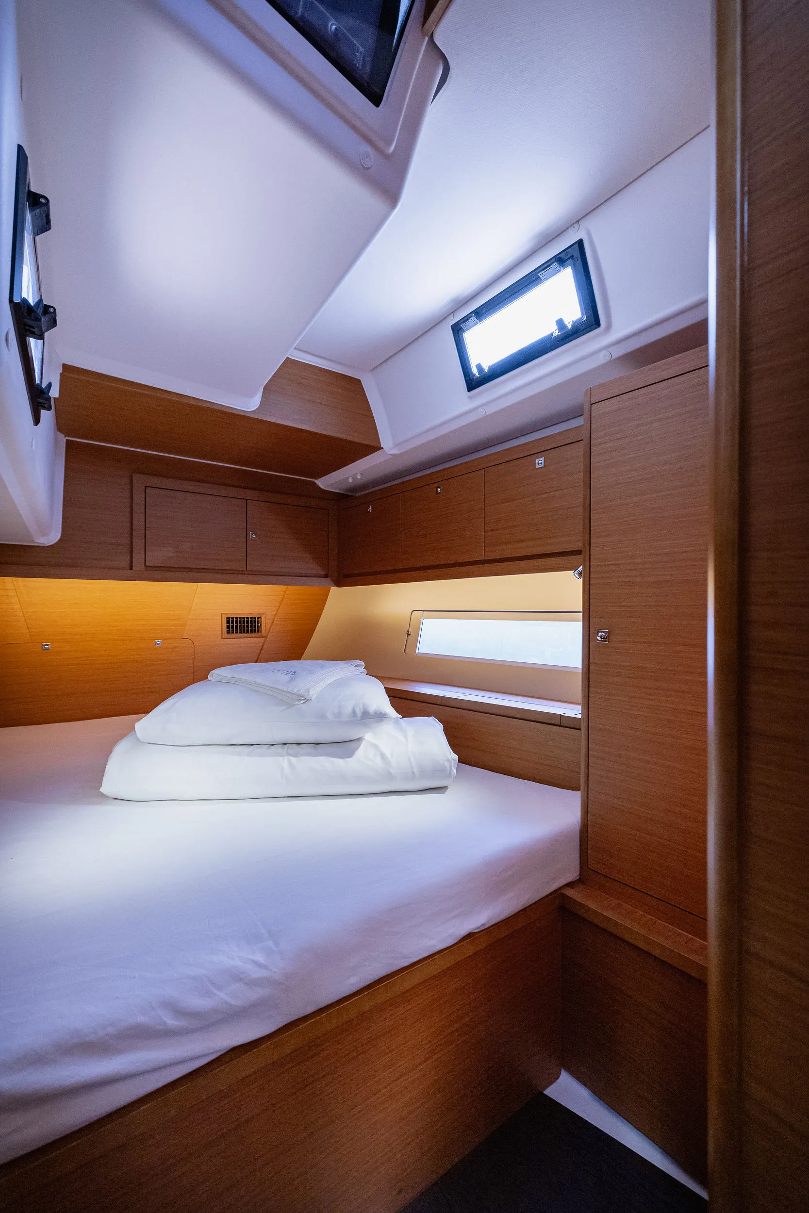 Dufour 470 Angelique — yacht photo 6