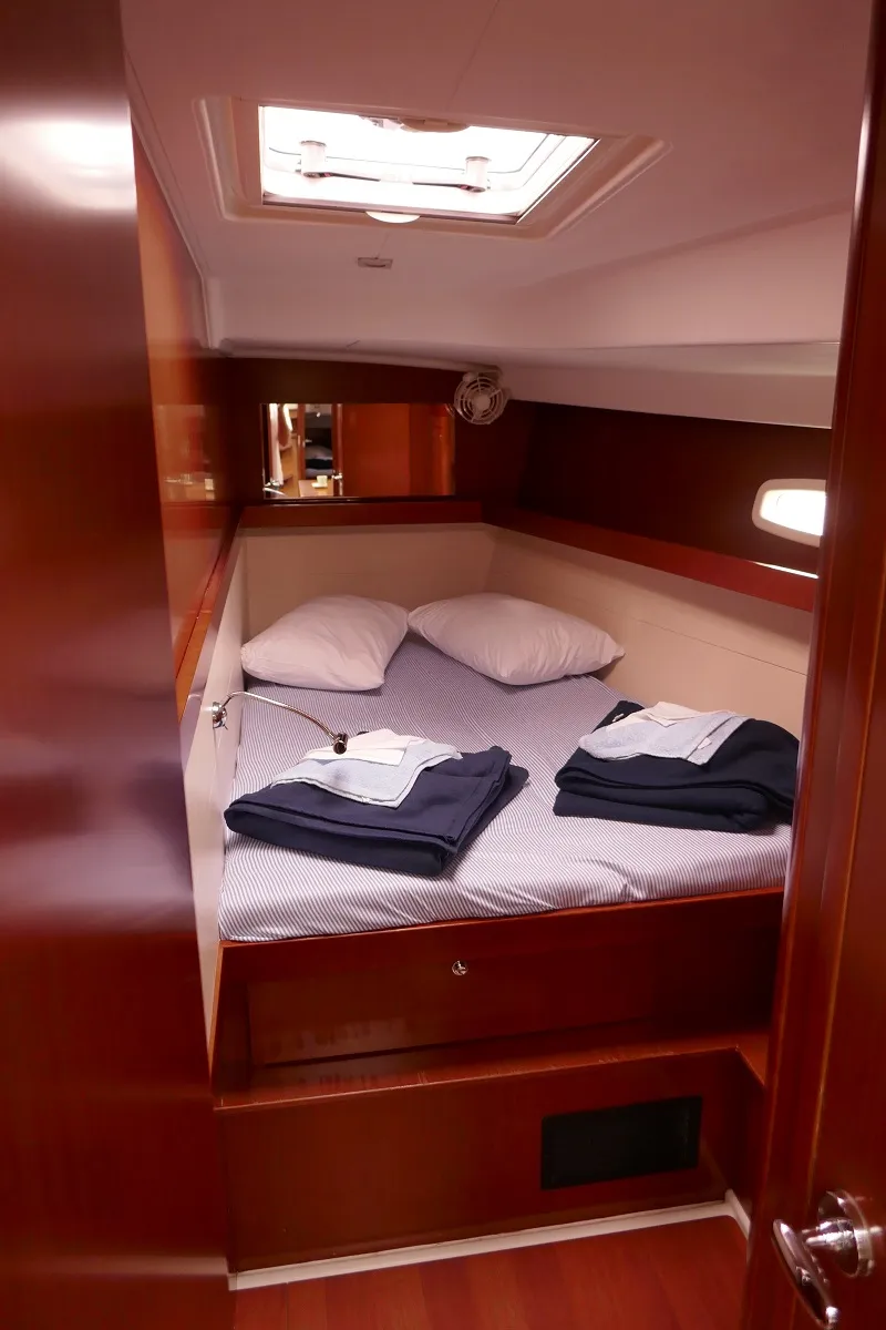 Oceanis 50 Promise — Yachtfoto 8