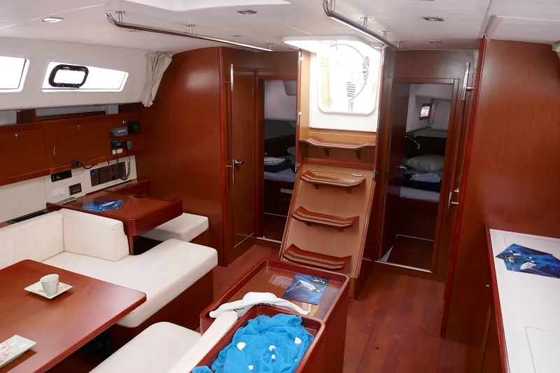 Oceanis 50 Promise — Yachtfoto 5