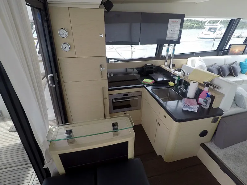 Prestige 500 Serendipity I — yacht photo 42