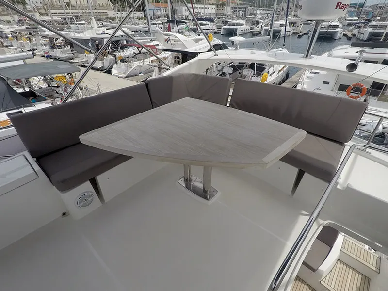 Prestige 500 Serendipity I — yacht photo 21
