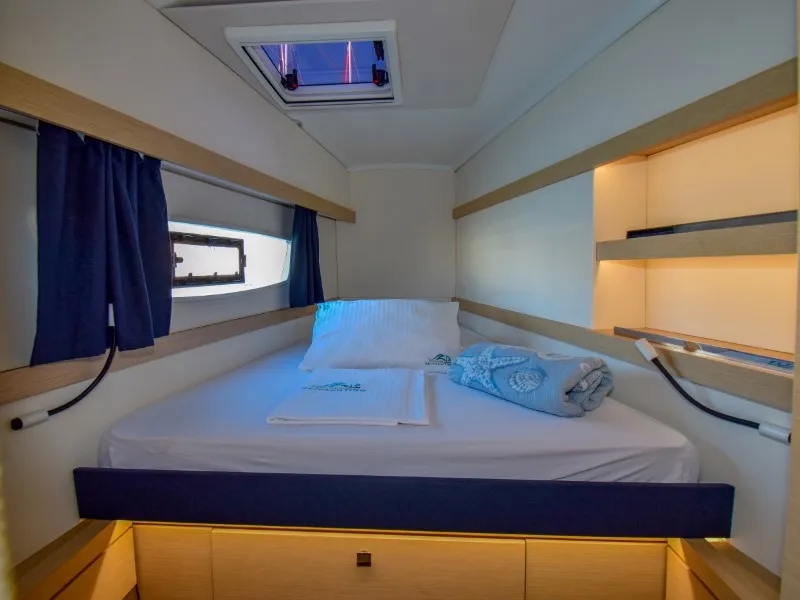 Lucia 40 Amber — foto dello yacht n. 2