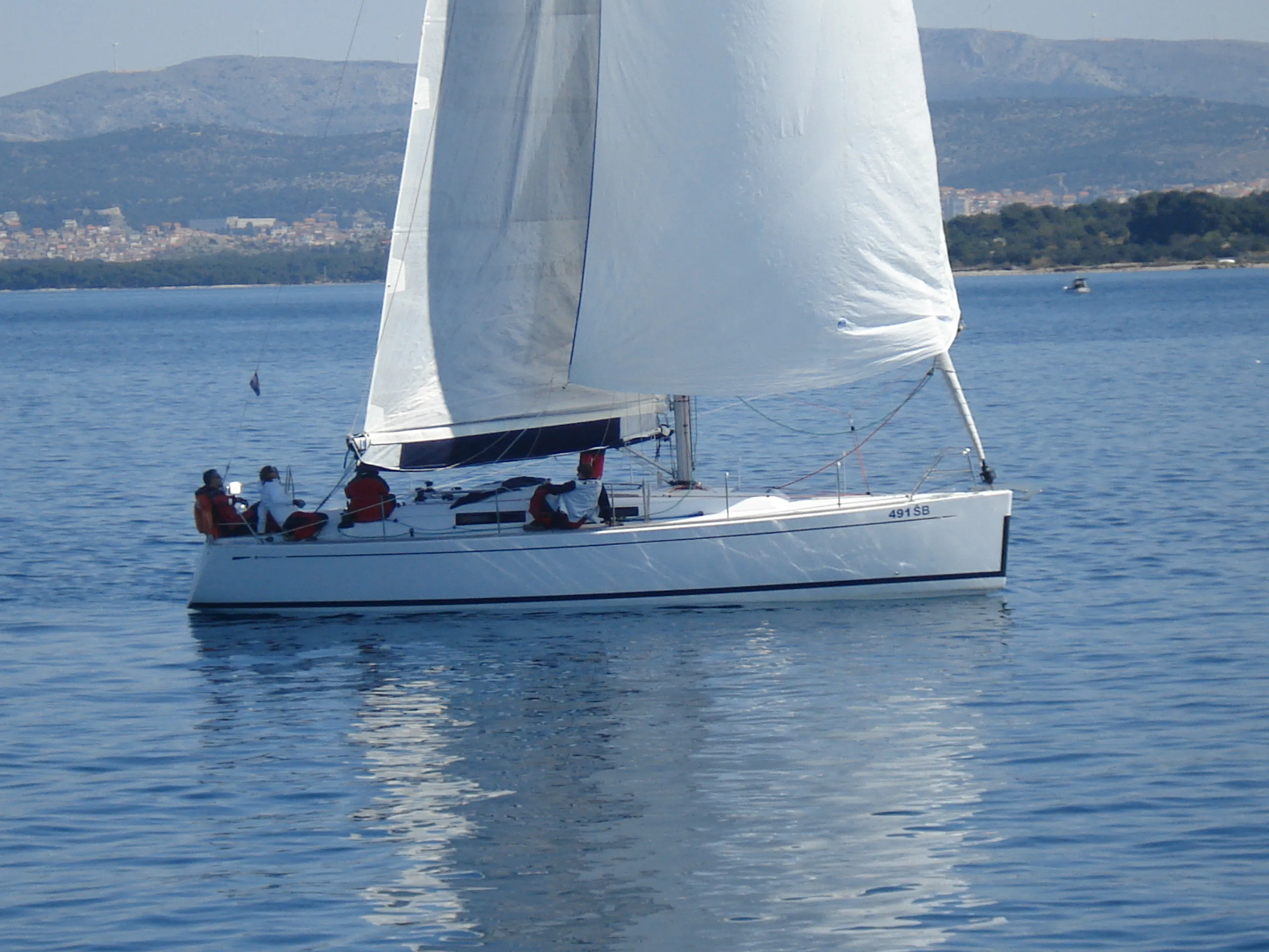 Grand Soleil 37 Sportski Vuk — yacht photo 12