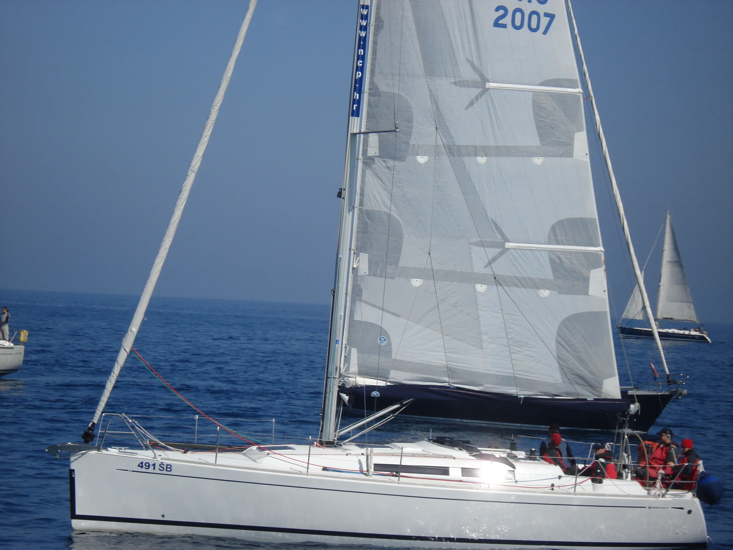 Grand Soleil 37 Sportski Vuk — yacht photo 8