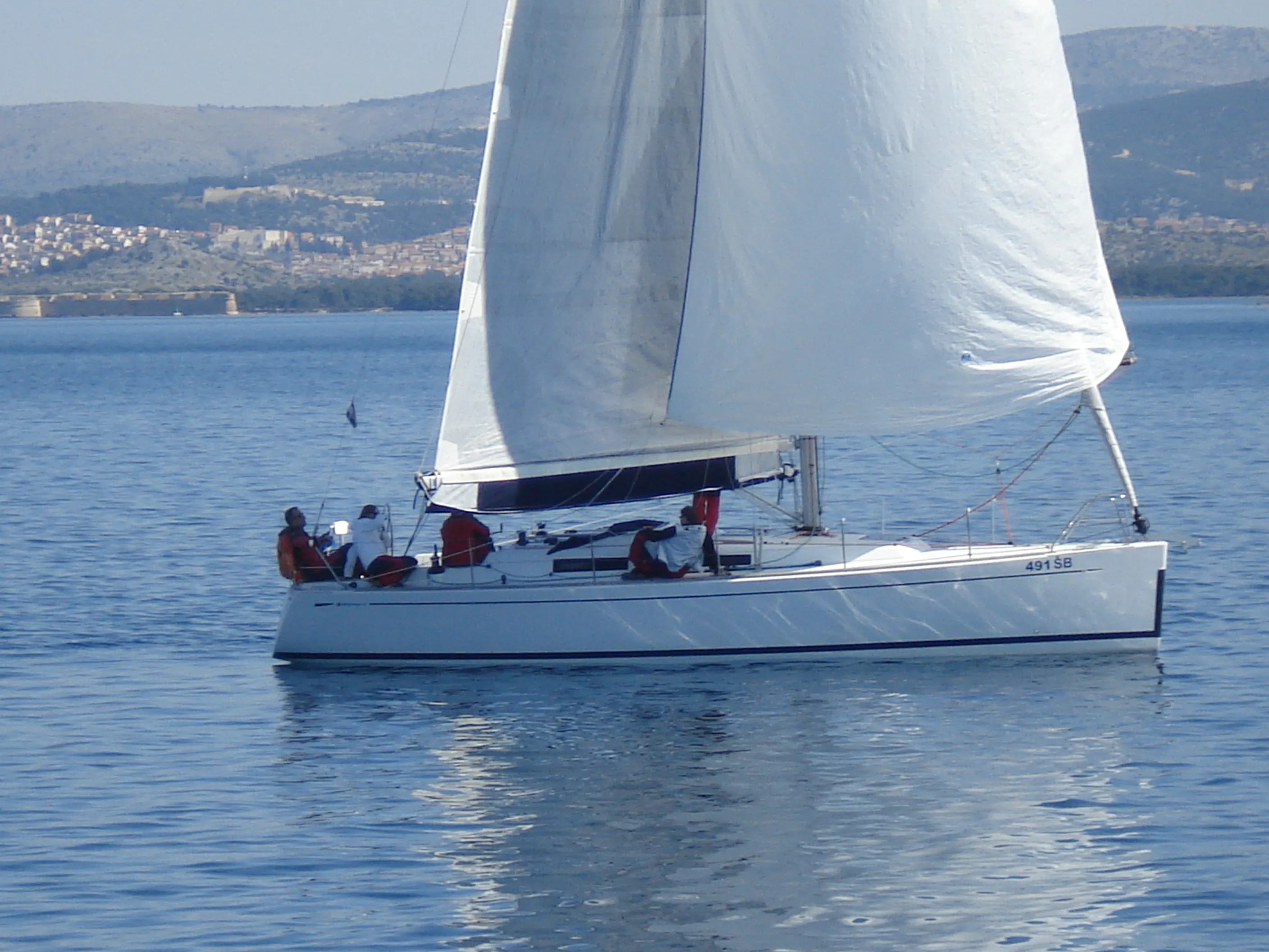 Grand Soleil 37 Sportski Vuk — yacht photo 7