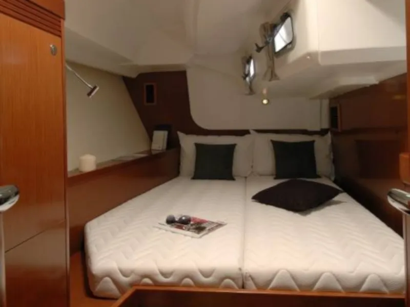 Oceanis 50 Family Flying Colours — foto dello yacht n. 4