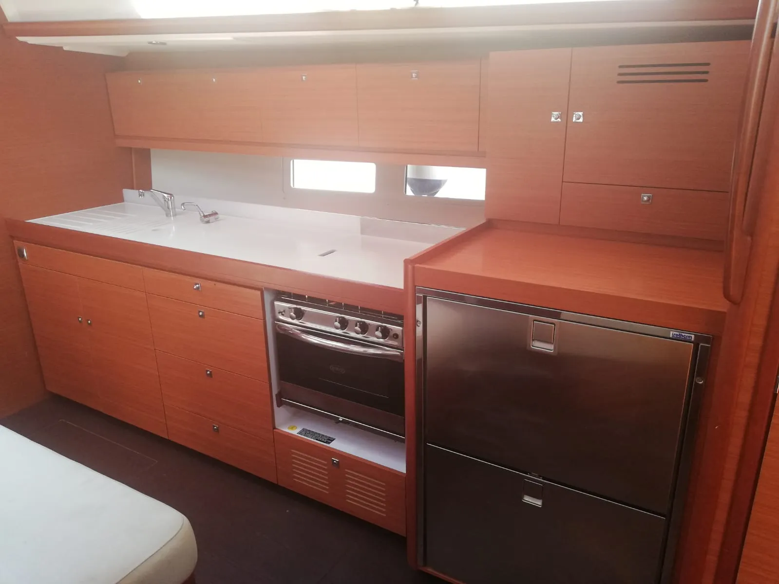 Dufour 460 Grand Large Cetina — снимка на яхтата 25