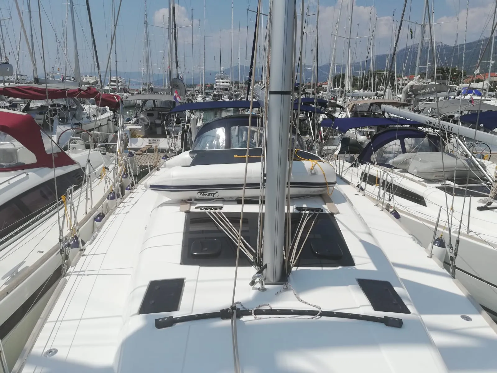 Dufour 460 Grand Large Cetina — снимка на яхтата 2