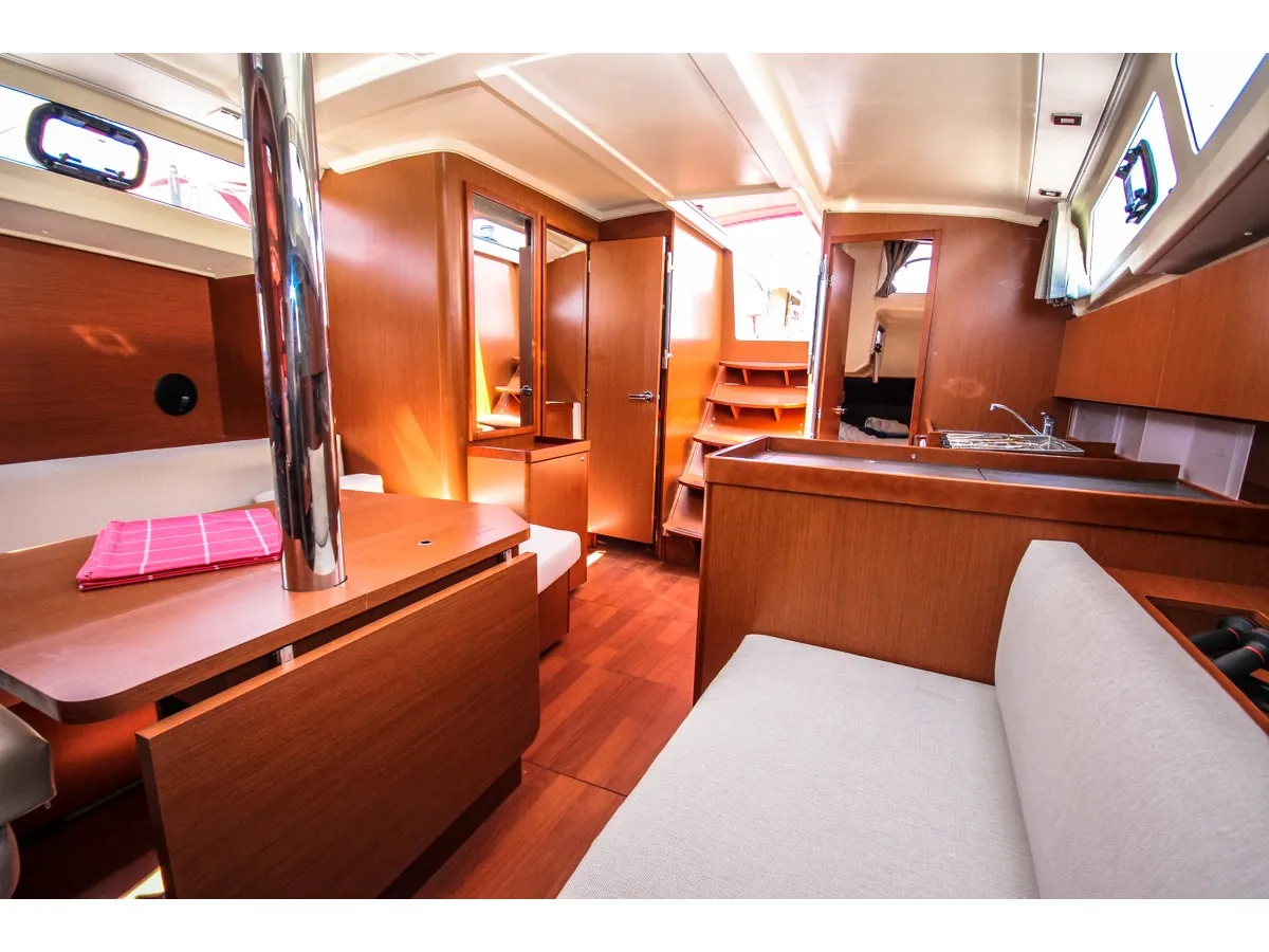 Oceanis 41.1 PORTERUSA — foto dello yacht n. 2