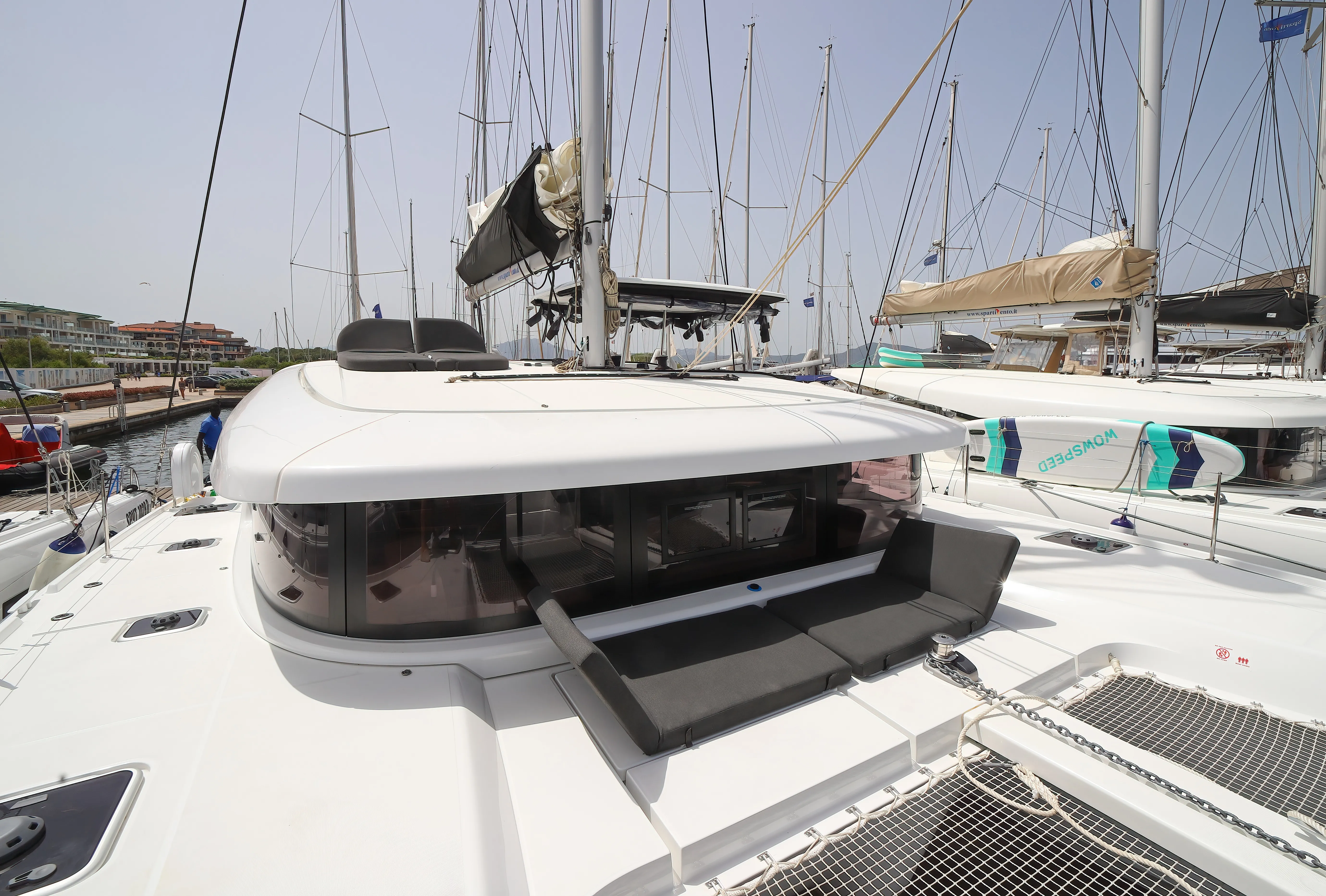 Lagoon 46 Sesamo - Premium line — фотография яхты 3