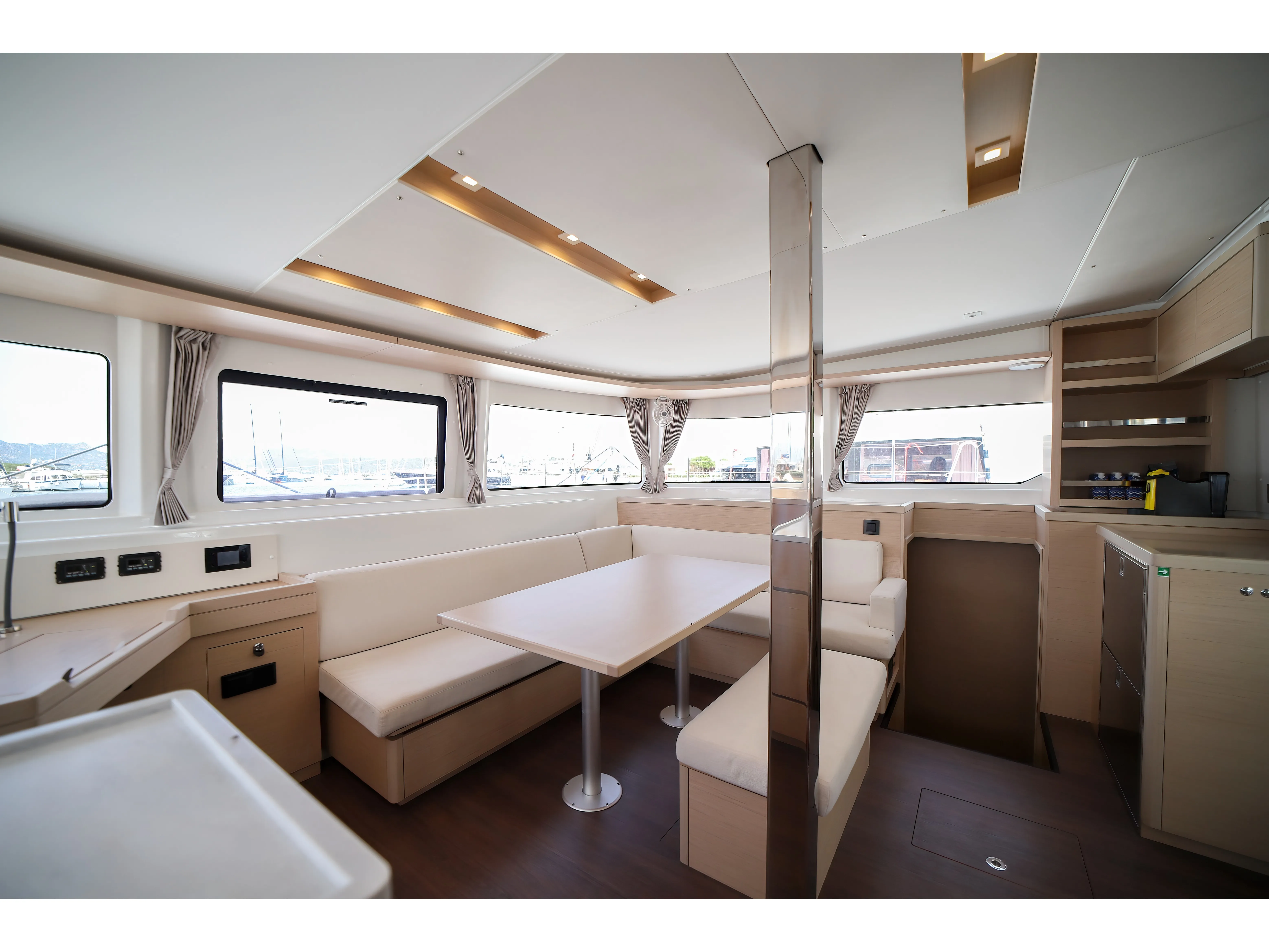 Lagoon 46 Sesamo - Premium line — фотография яхты 7