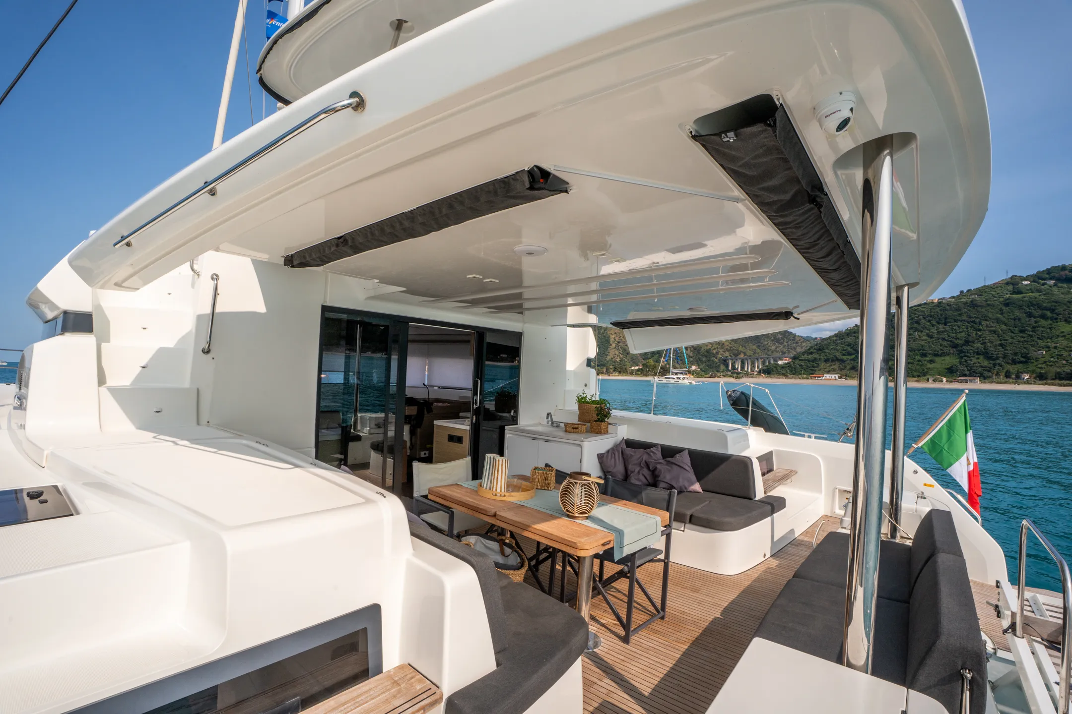 Lagoon 51 Paco - Premium line — yacht photo 19