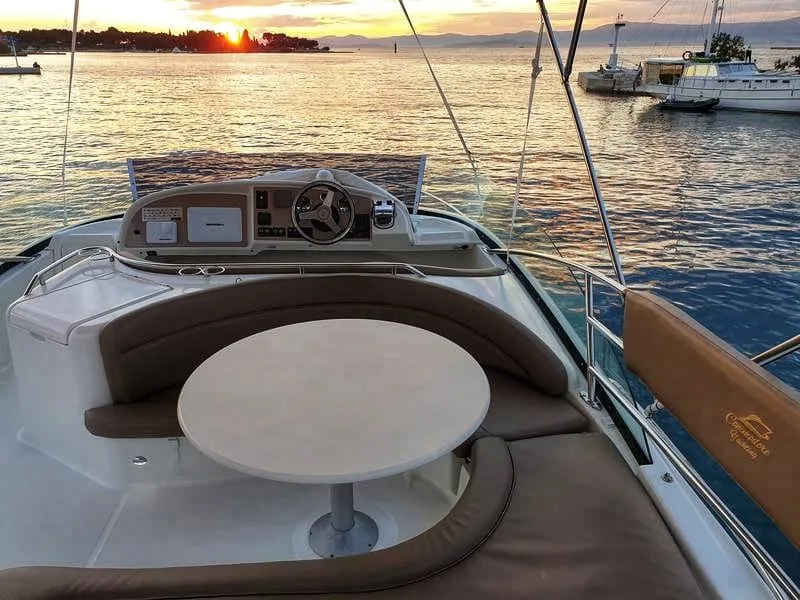 Prestige 46 Fly UNPLUGGED — yacht photo 32
