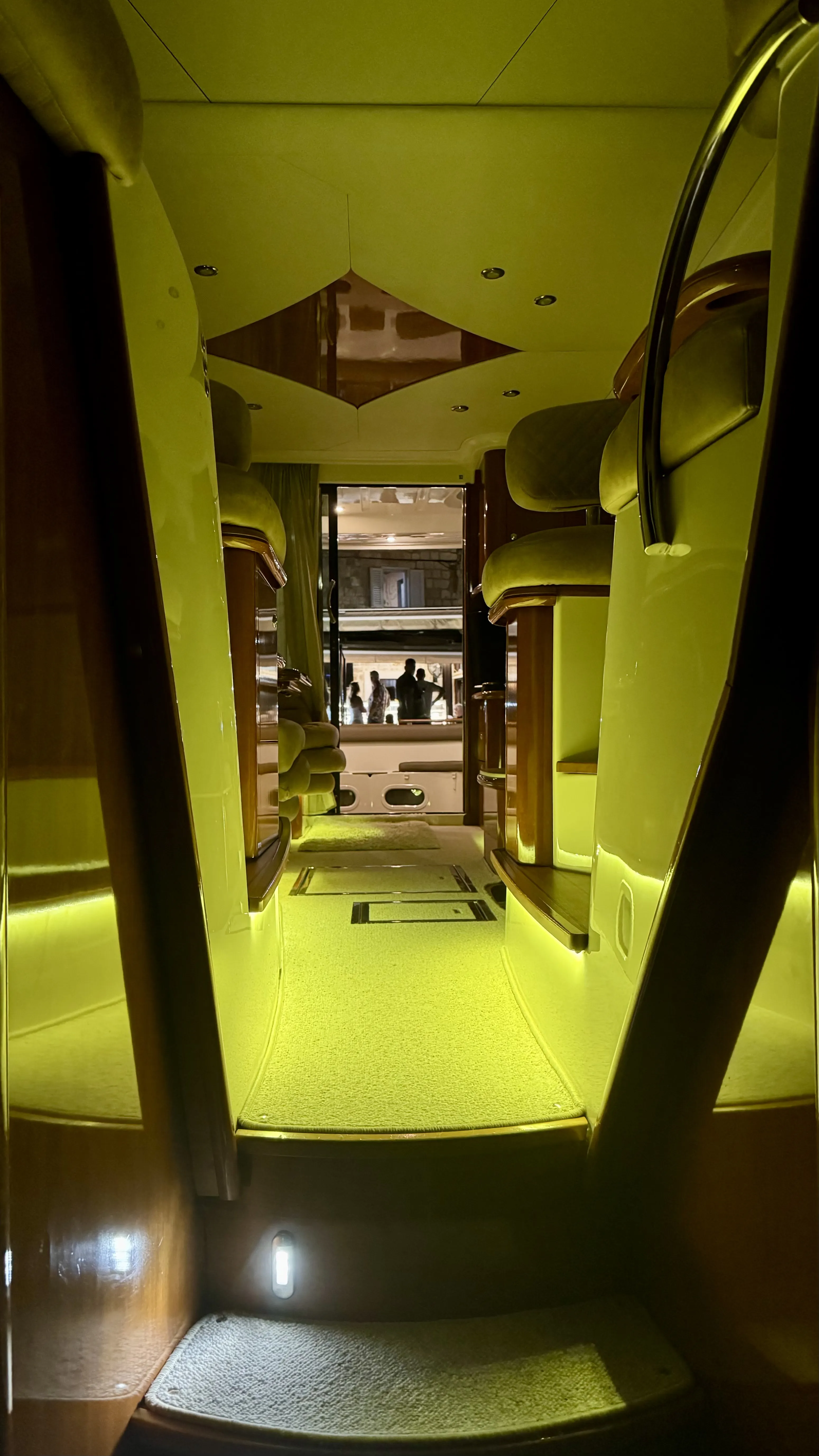 Prestige 46 Fly UNPLUGGED — yacht photo 48