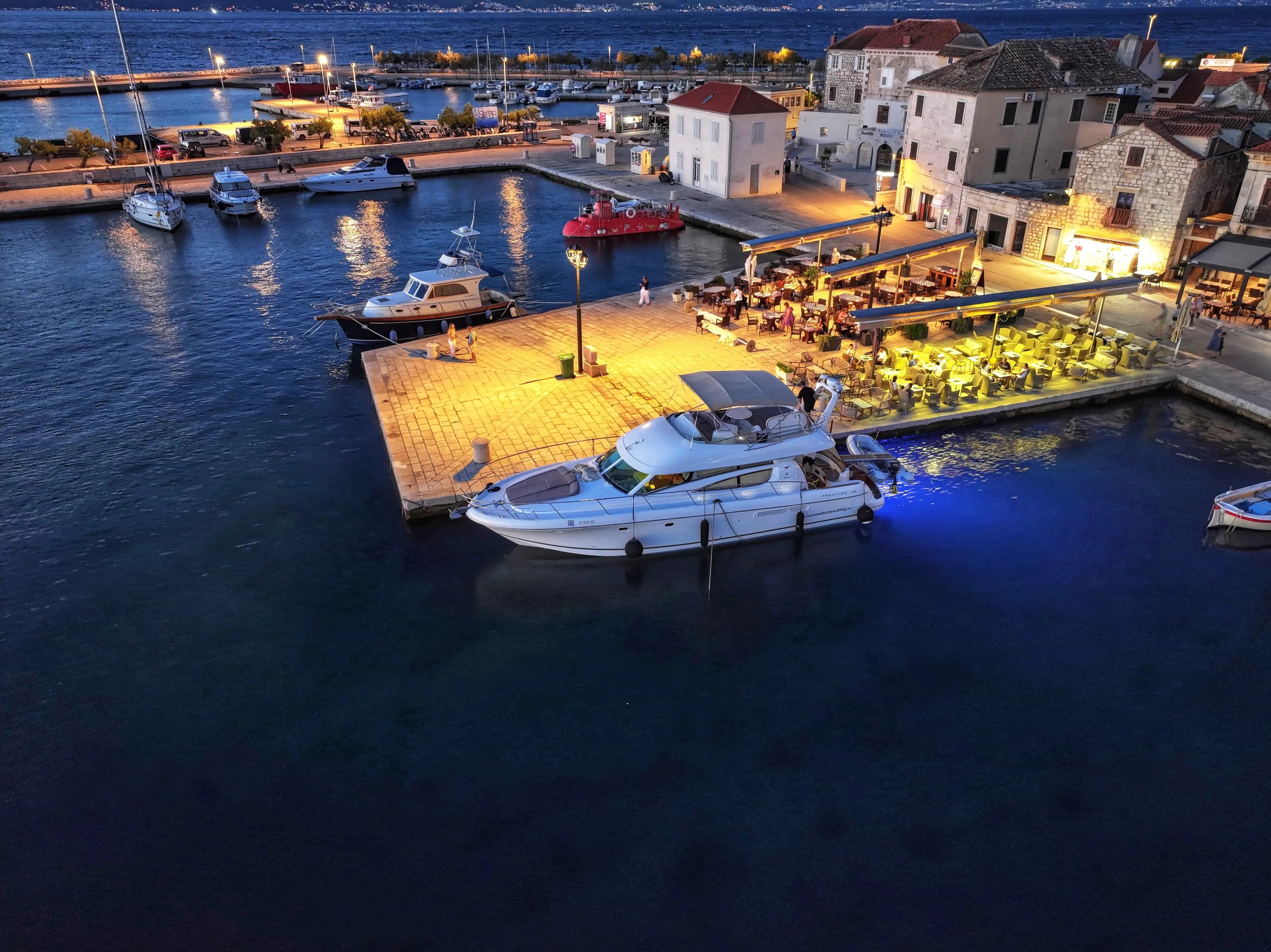 Prestige 46 Fly UNPLUGGED — yacht photo 42