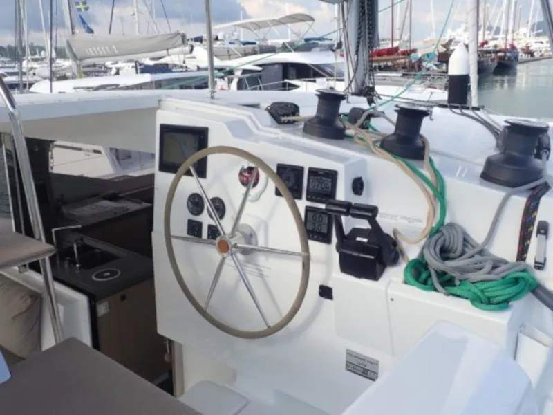Lucia 40 Kinara — foto dello yacht n. 2