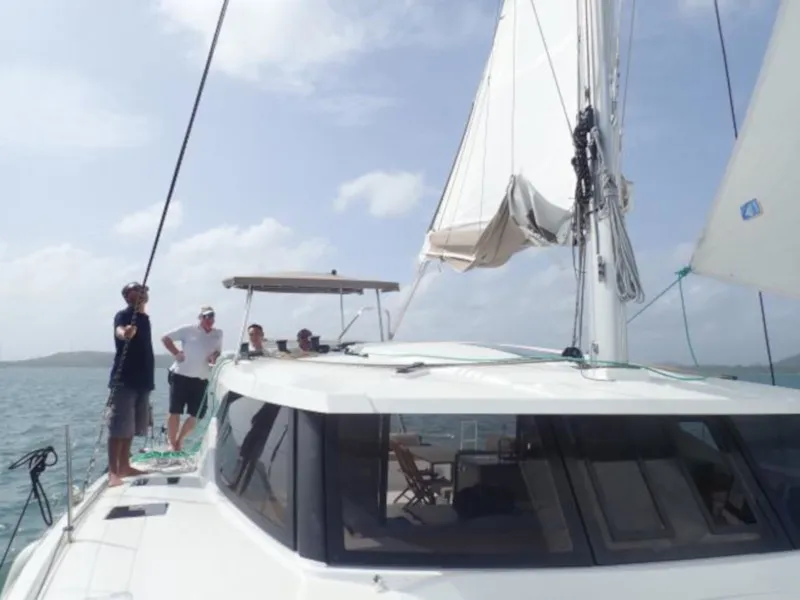 Lucia 40 Kinara — foto dello yacht n. 9