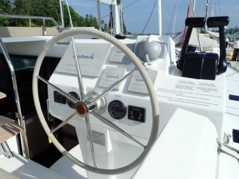 Saona 47 Lola 2 — foto dello yacht n. 22