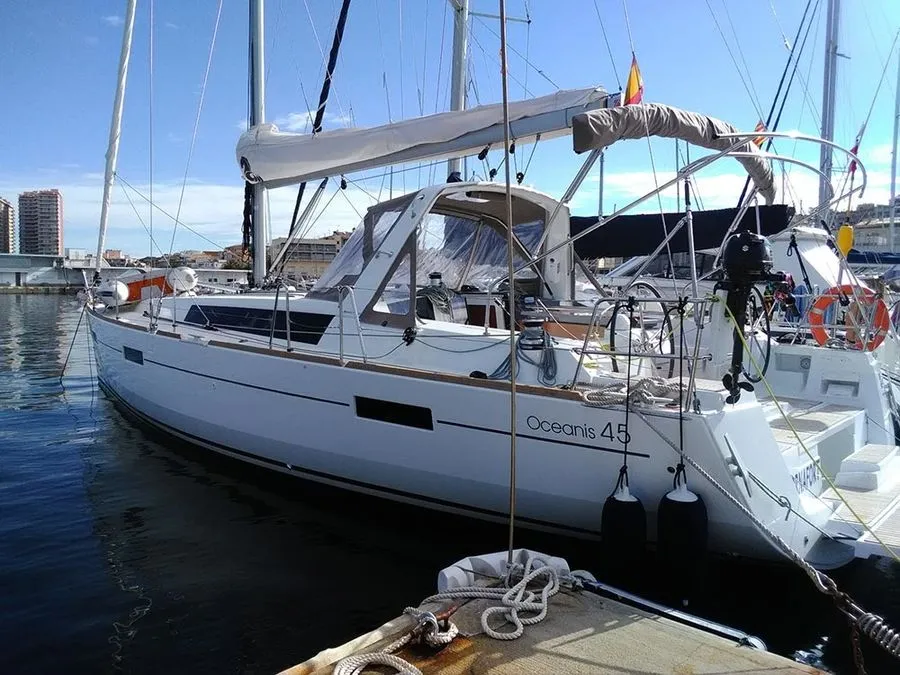 Oceanis 45 Tornafort — foto dello yacht n. 2