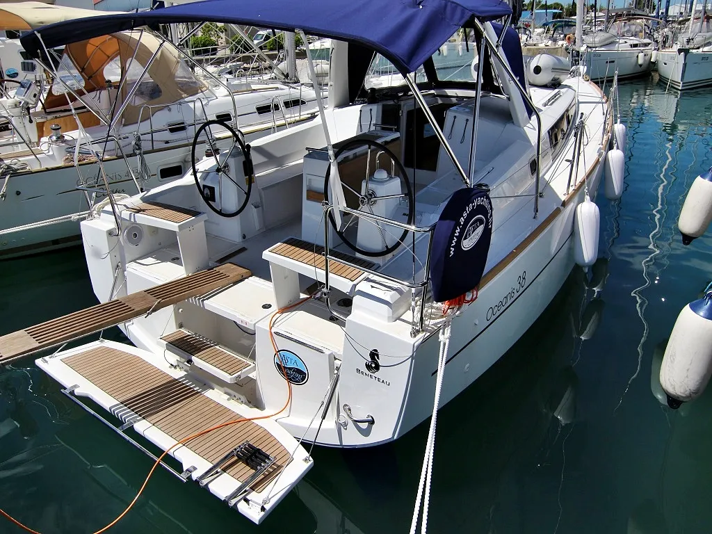 Oceanis 38.1 AURA — foto dello yacht n. 2