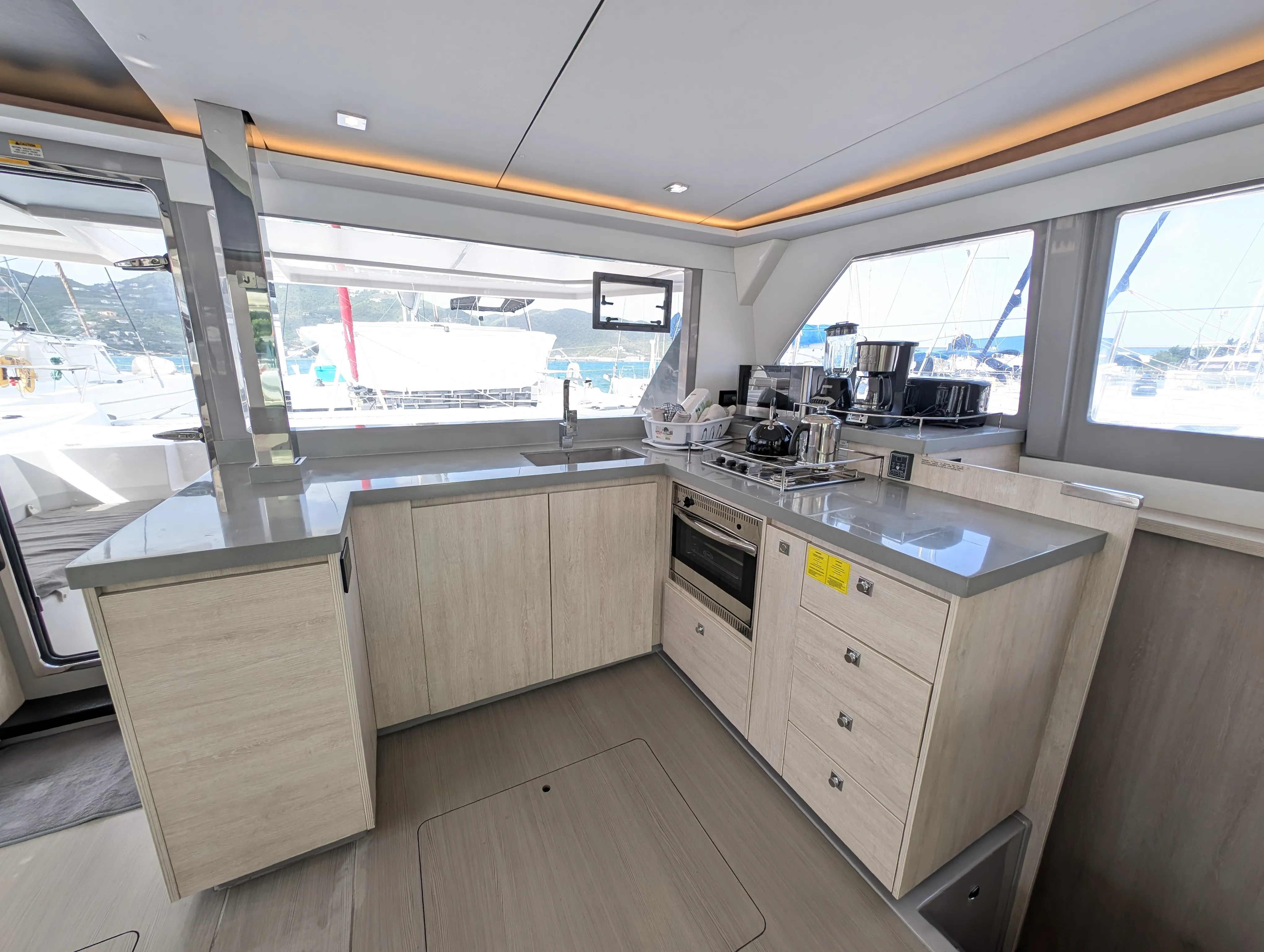 Leopard 45 Salty Kiss — foto dello yacht n. 3