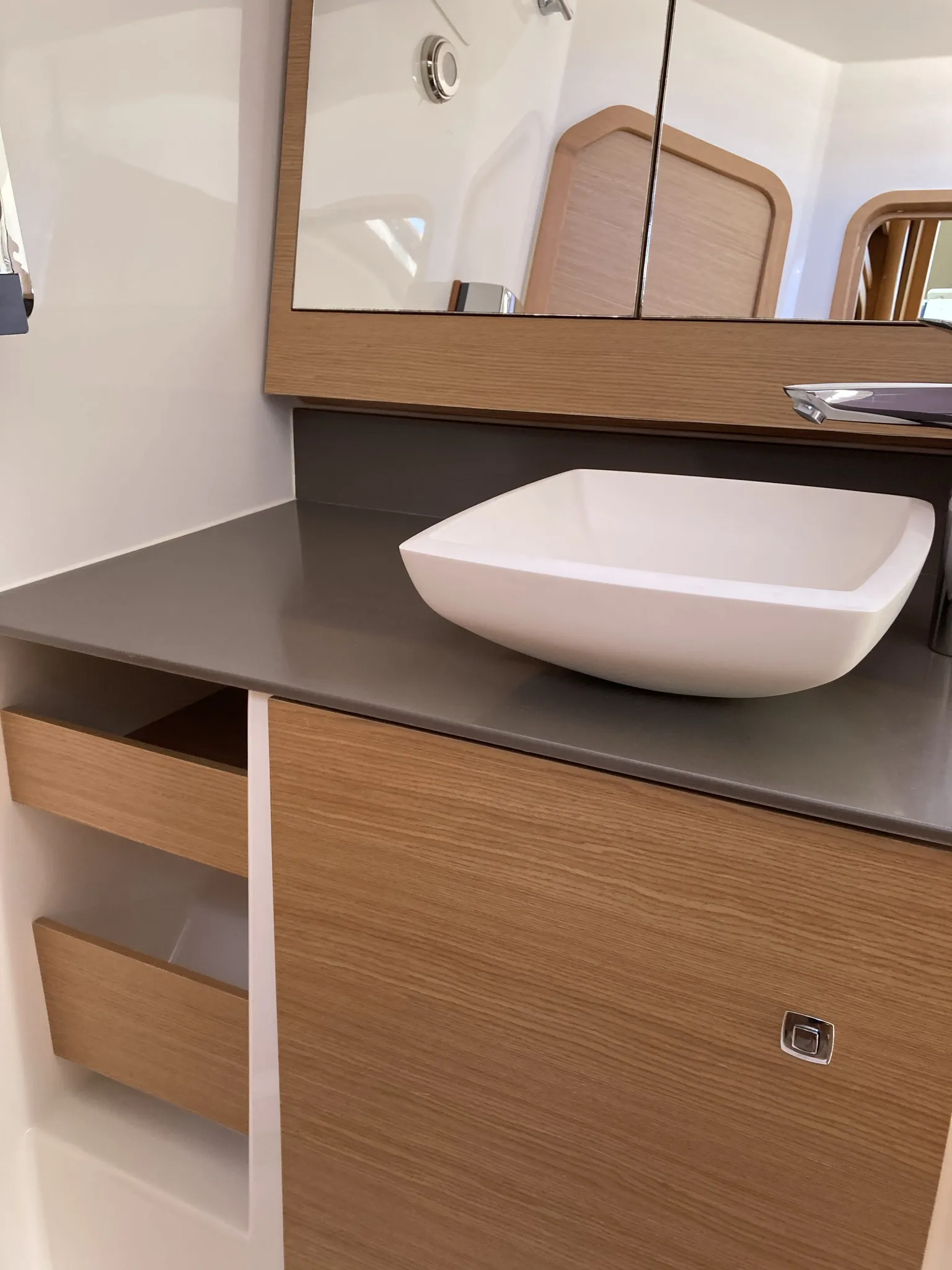 Dufour 56 Exclusive Nakupenda — photo du yacht n° 5