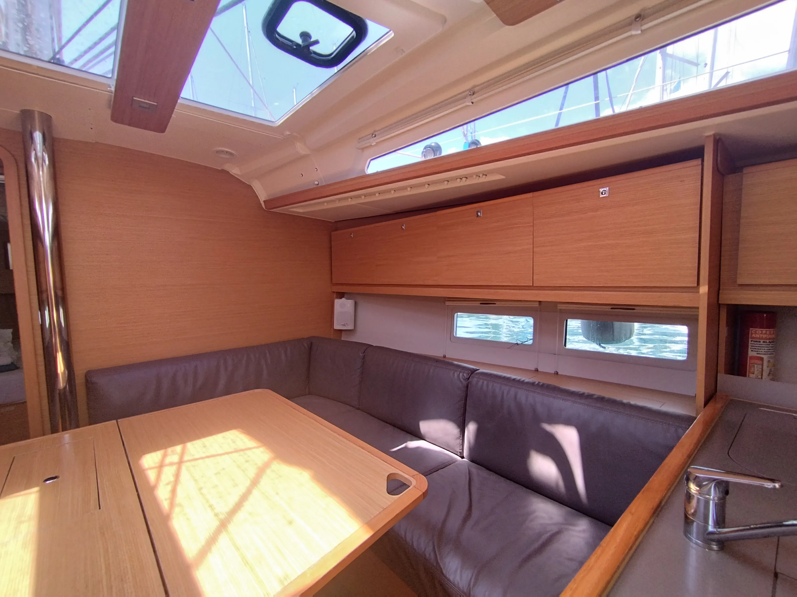 Dufour 390 Grand Large Pixie — foto dello yacht n. 2