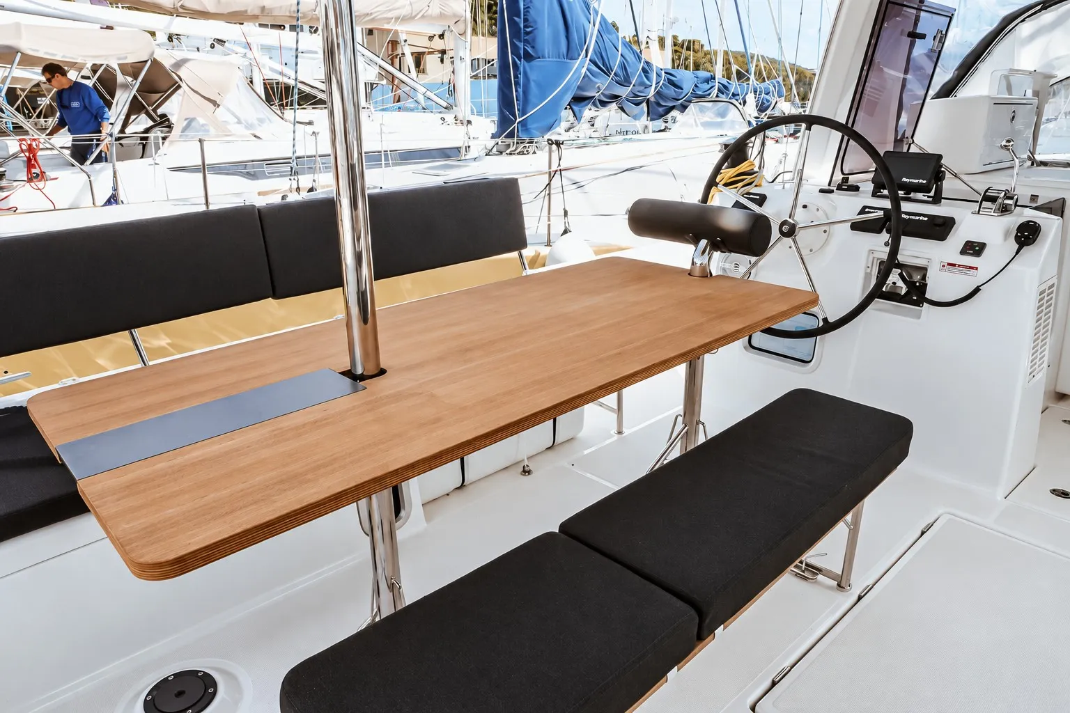 Sun Loft 47 Chandra — Yachtfoto 5