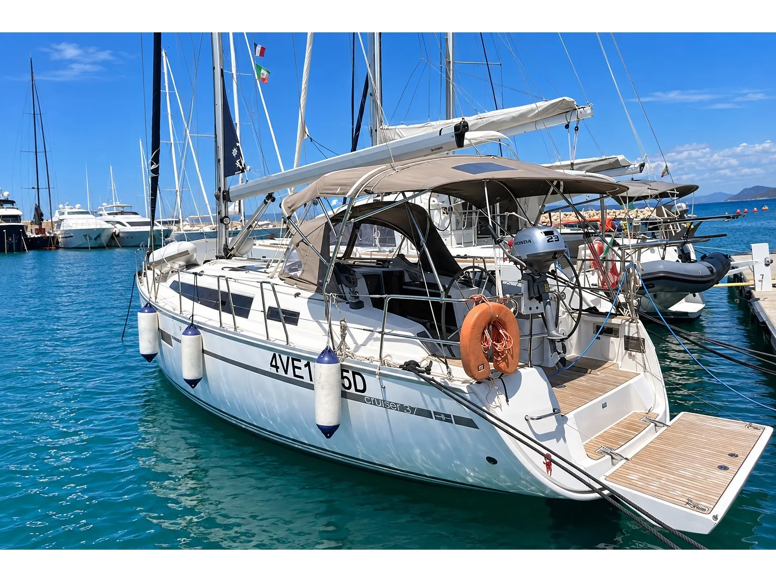 Bavaria 37 Francesca — Yachtfoto 1