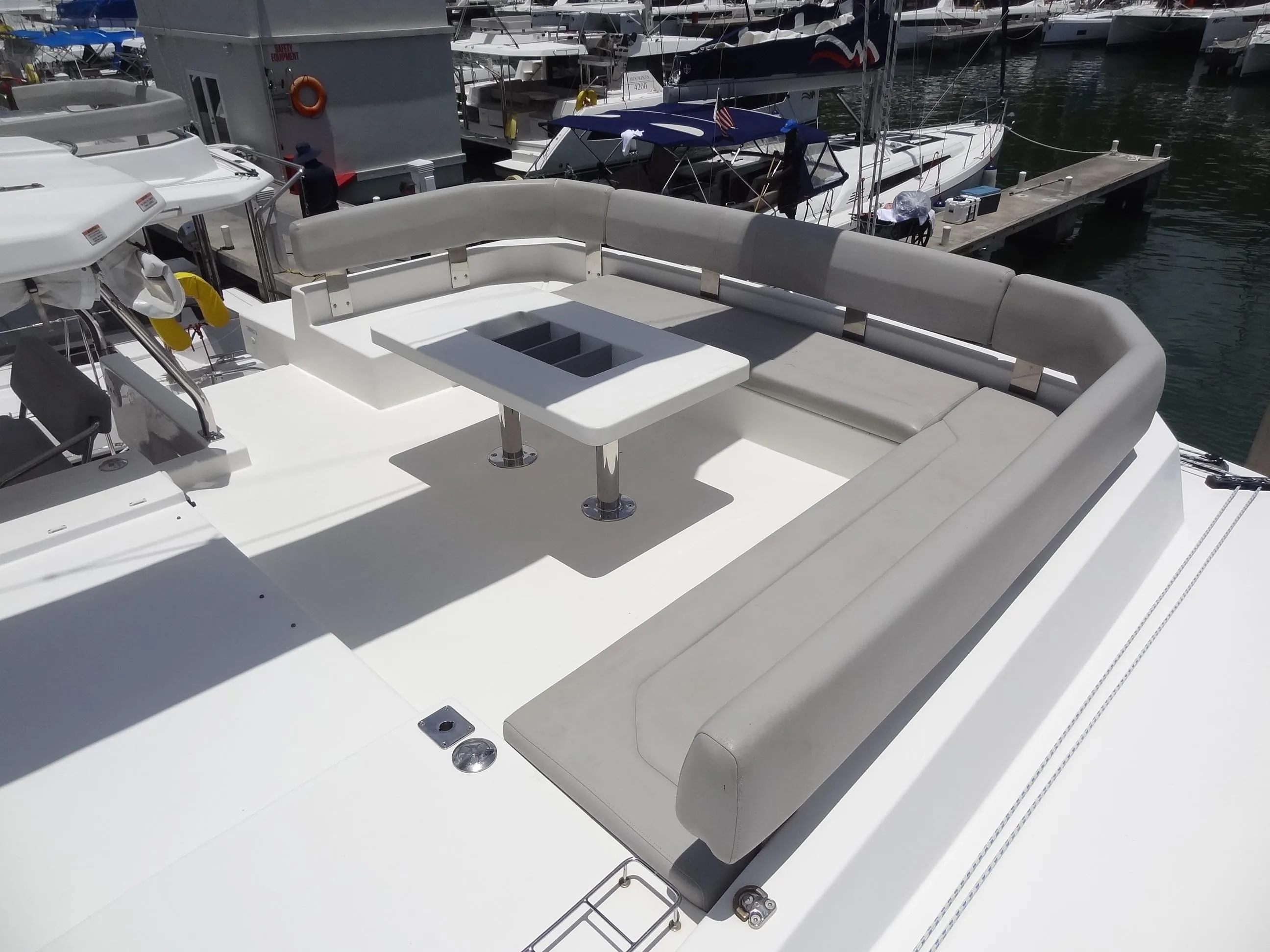 Moorings 5000 Diamond Girl — fotografia jachty 18