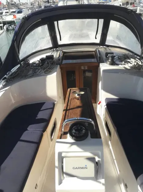 Bavaria Cruiser 37 John K — foto dello yacht n. 12