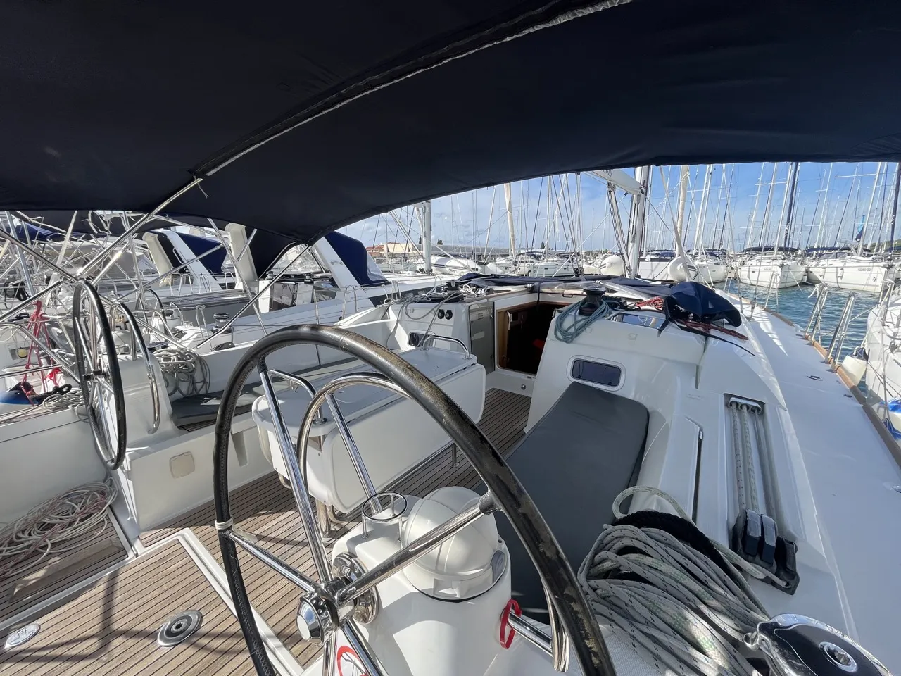 Sun Odyssey 479 BELUNA — jahtikuva 2