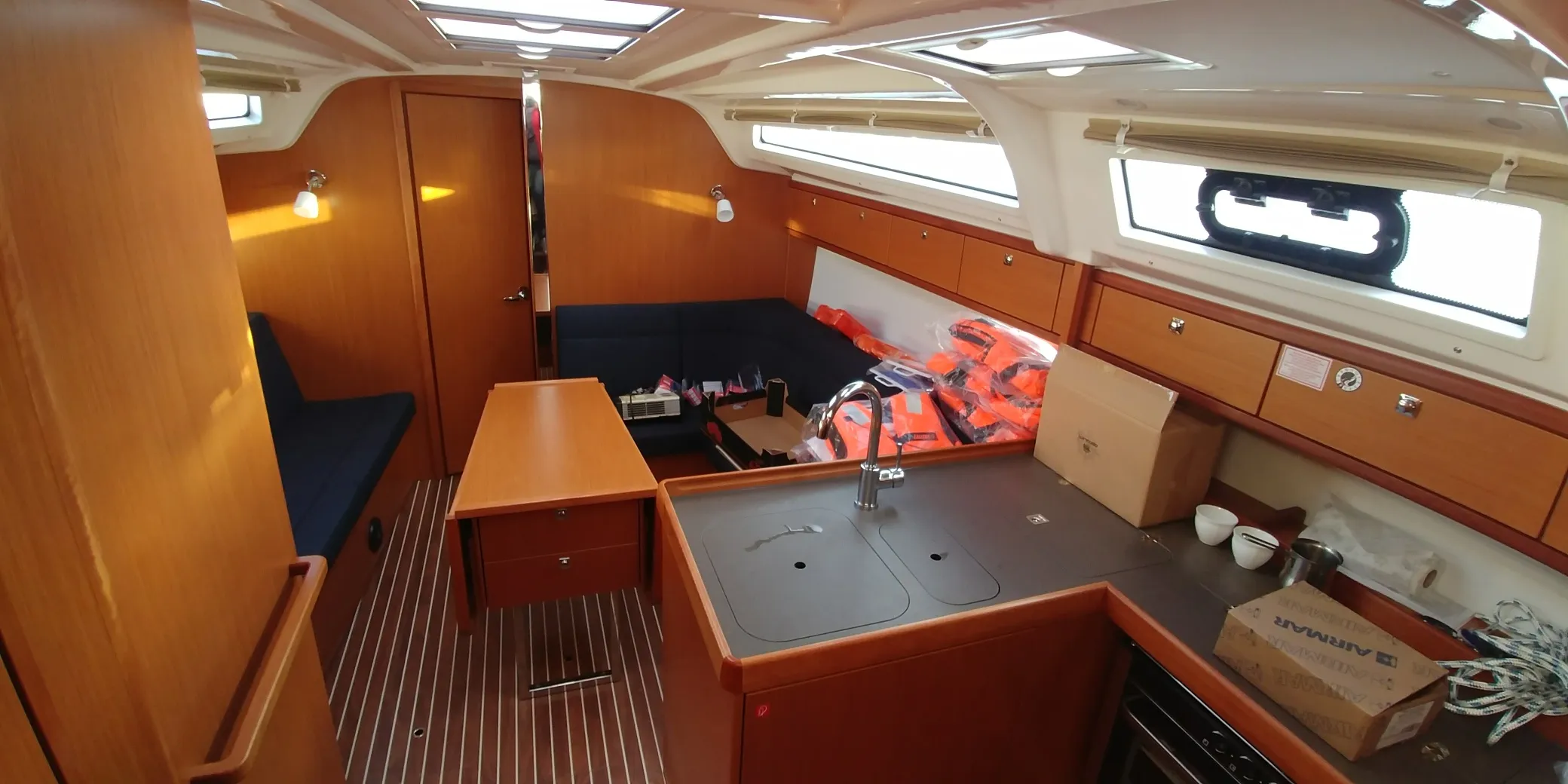 Bavaria Cruiser 37 ALEGRIA — foto dello yacht n. 3