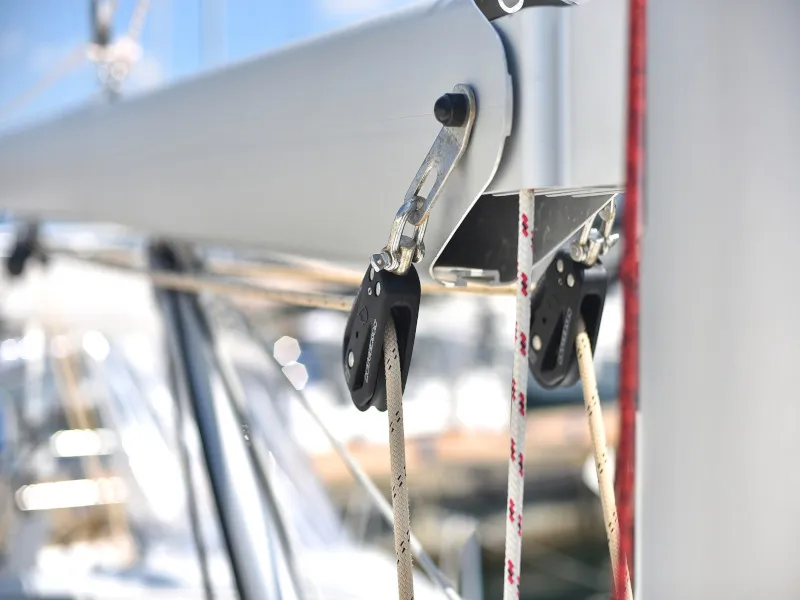 Oceanis 46.1 MR. WHITE — фотография яхты 56