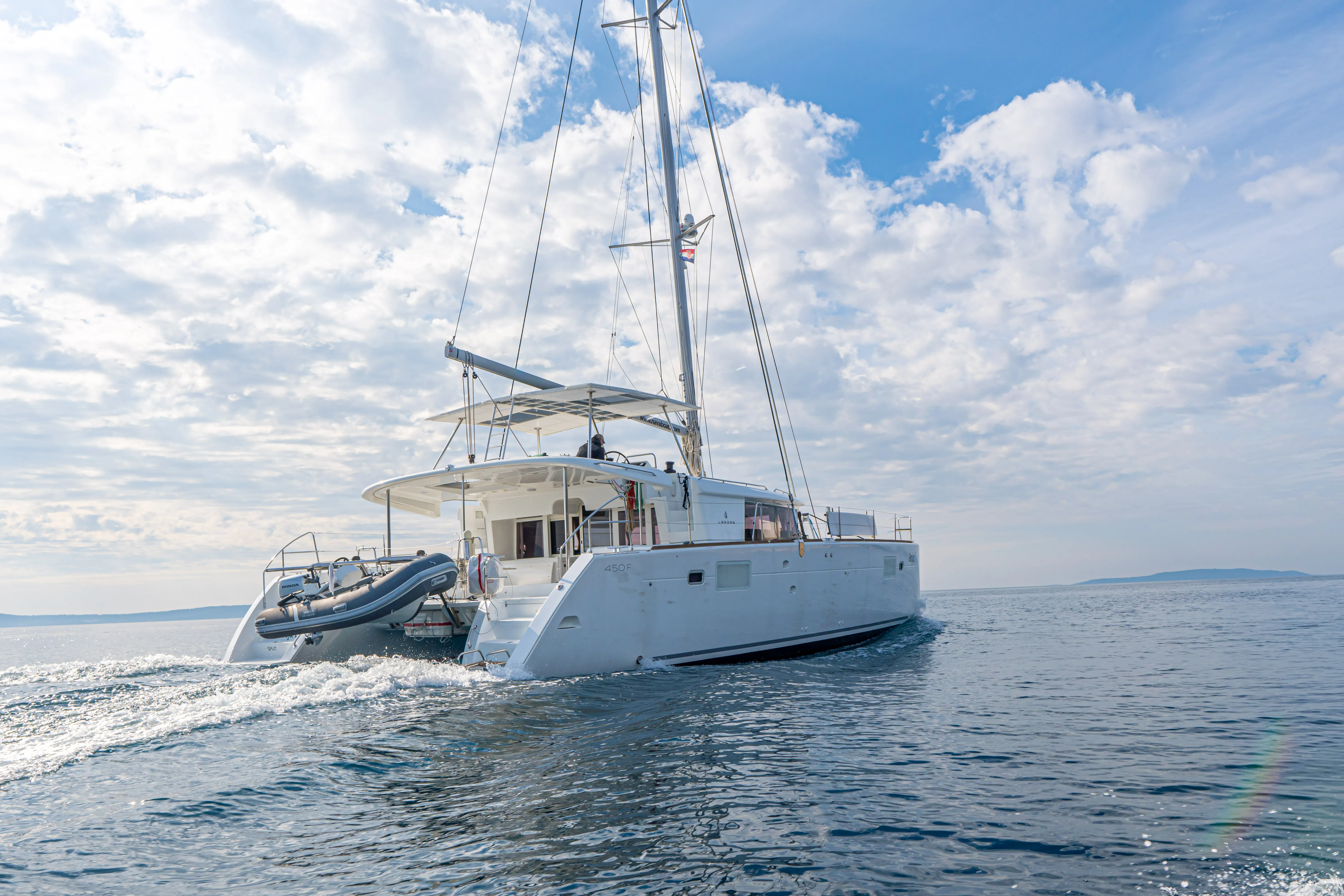 Lagoon 450 Fly ANJA I — foto dello yacht n. 2
