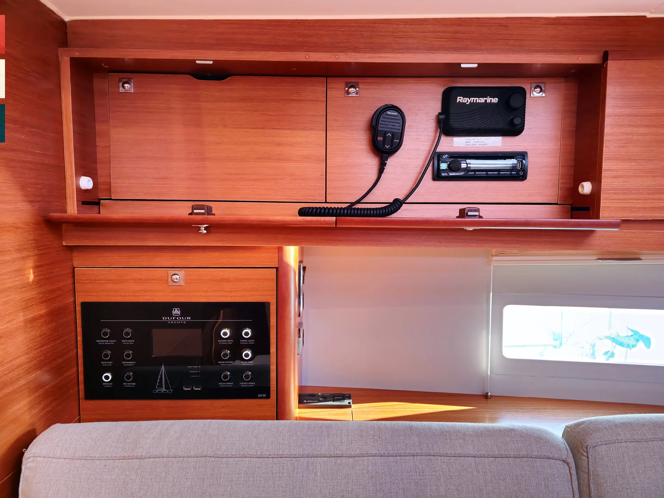 Dufour 430 Vivo — фотография яхты 25
