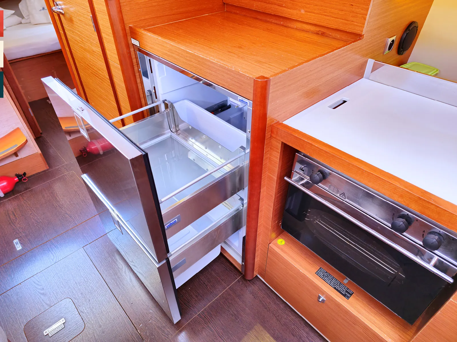 Dufour 390 Grand Large Sara — фотография яхты 25