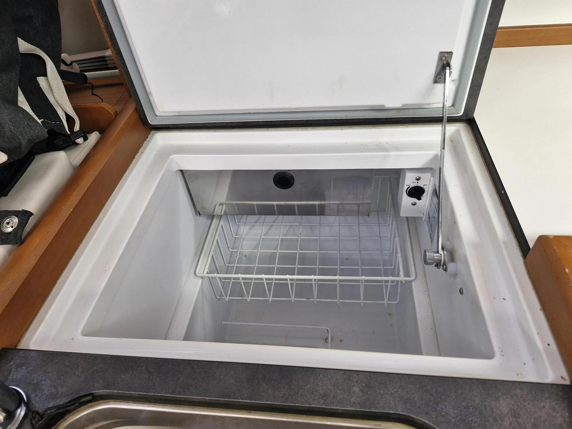 Sun Odyssey 349 Ana — фотография яхты 14
