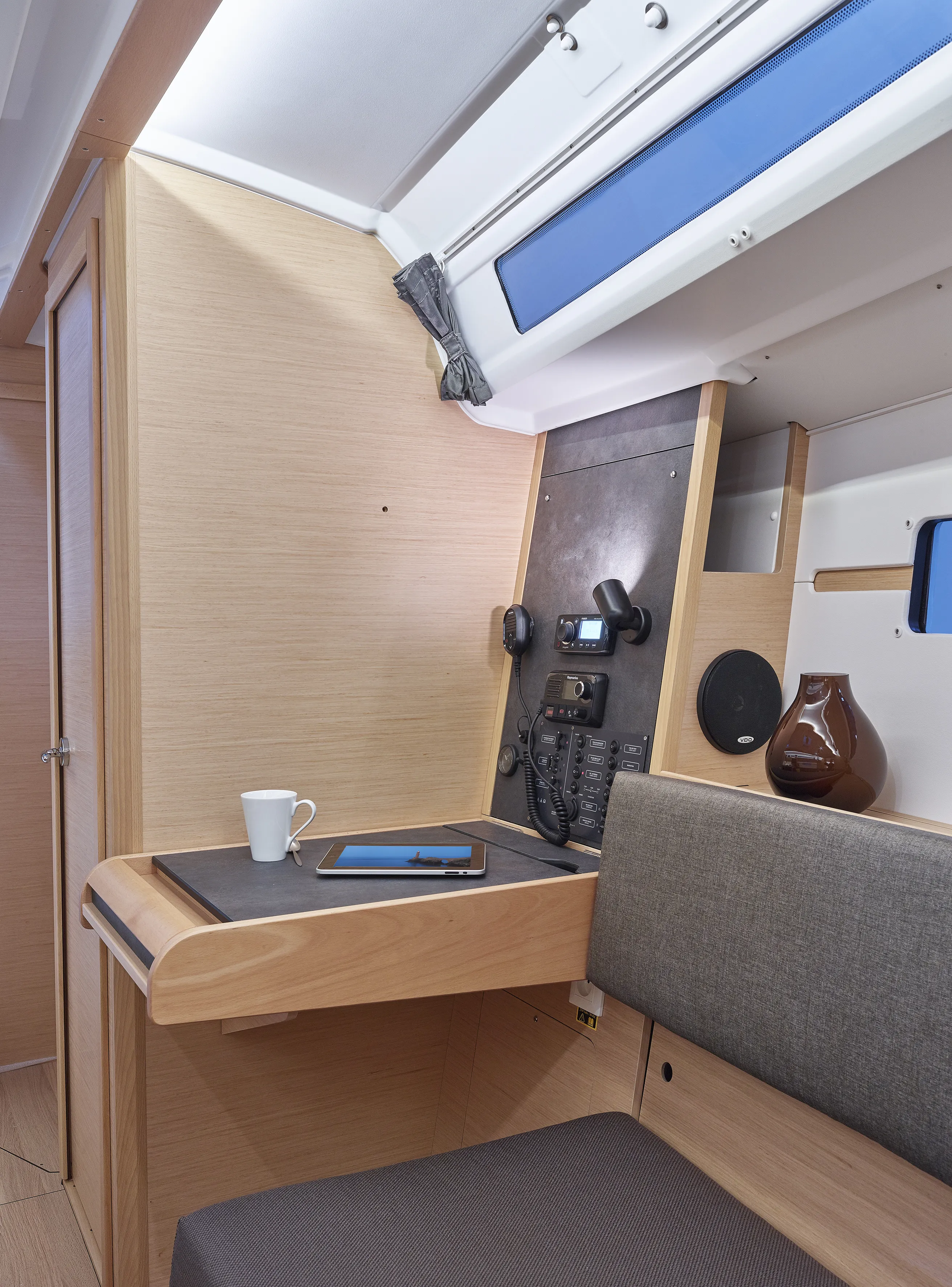Sun Odyssey 349 Ana — фотография яхты 16