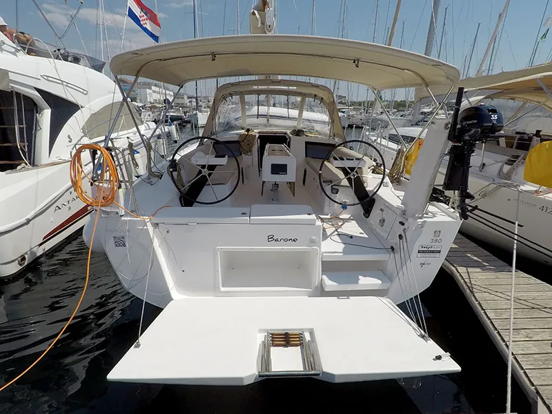 Dufour 390 Grand Large Barone — yacht photo 28