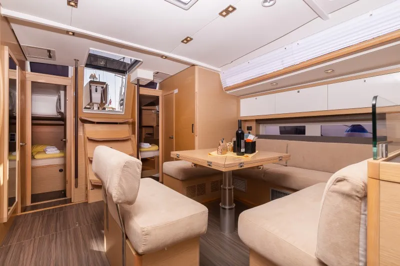 Dufour 530 Vita — yacht photo 14