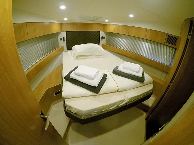 Fairline Squadron 50 Get Lucky — yacht photo 8
