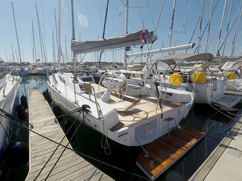 Grand Soleil 44 Sportski Vuk 44 — yacht photo 13