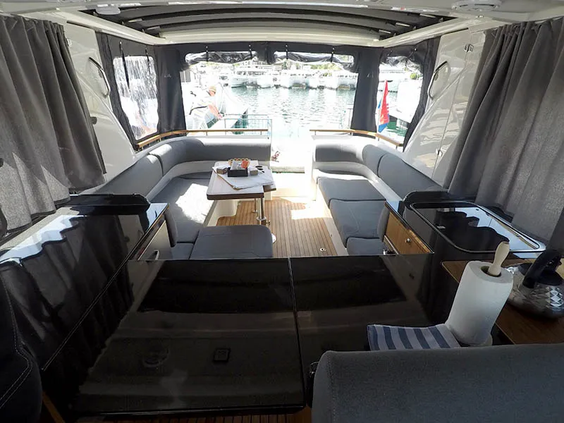 Marex 360 Cabriolet Cruiser True North — fotografia jachty 2
