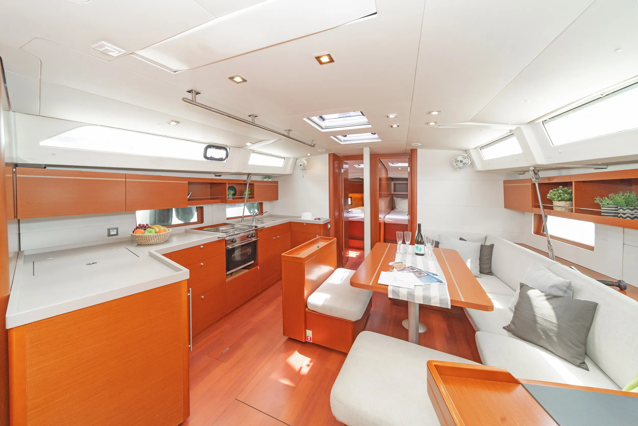 Oceanis 46.1 Almyra — fotografia jachty 2