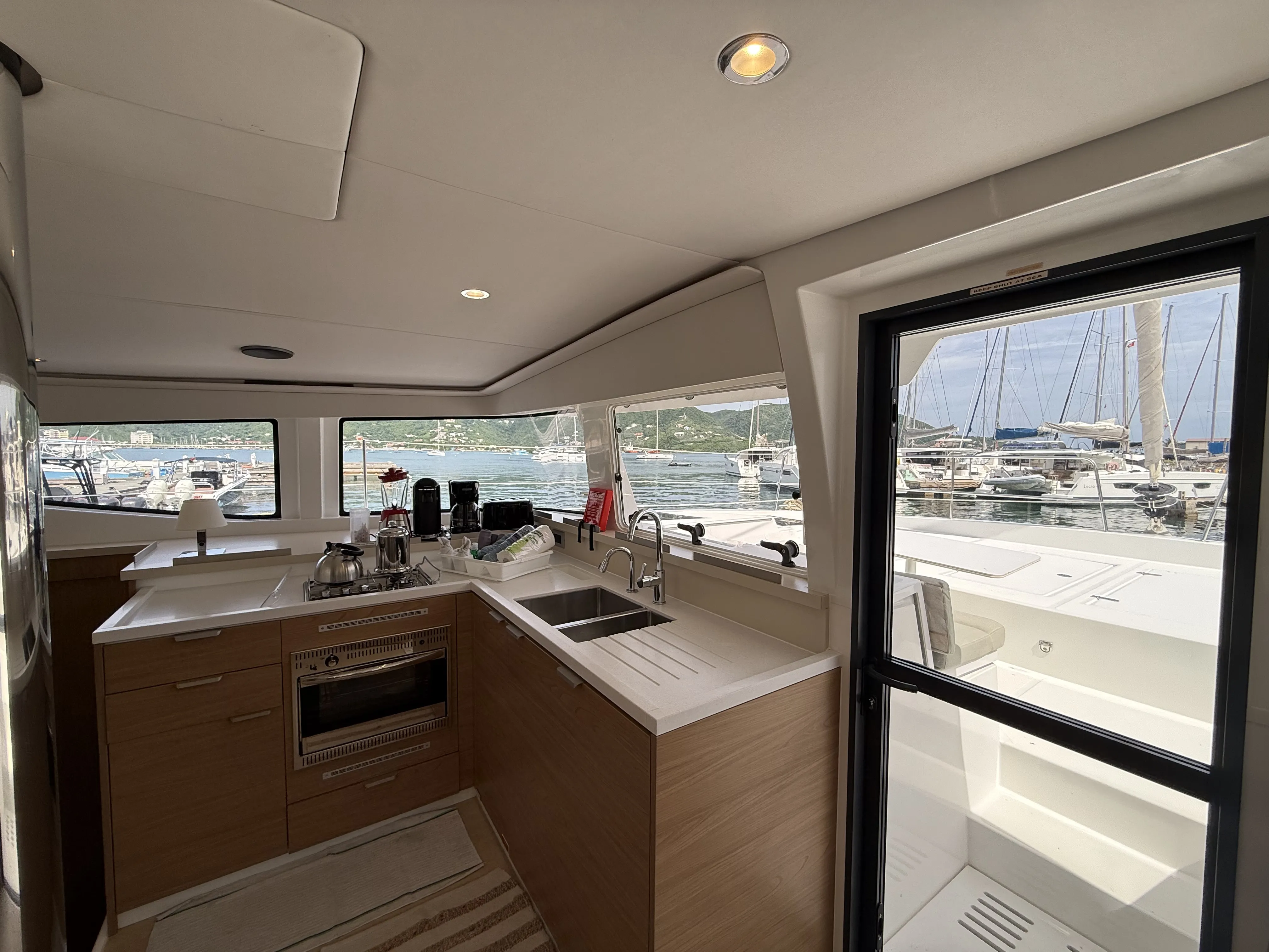 Bali 4.4 Nanann — foto dello yacht n. 31
