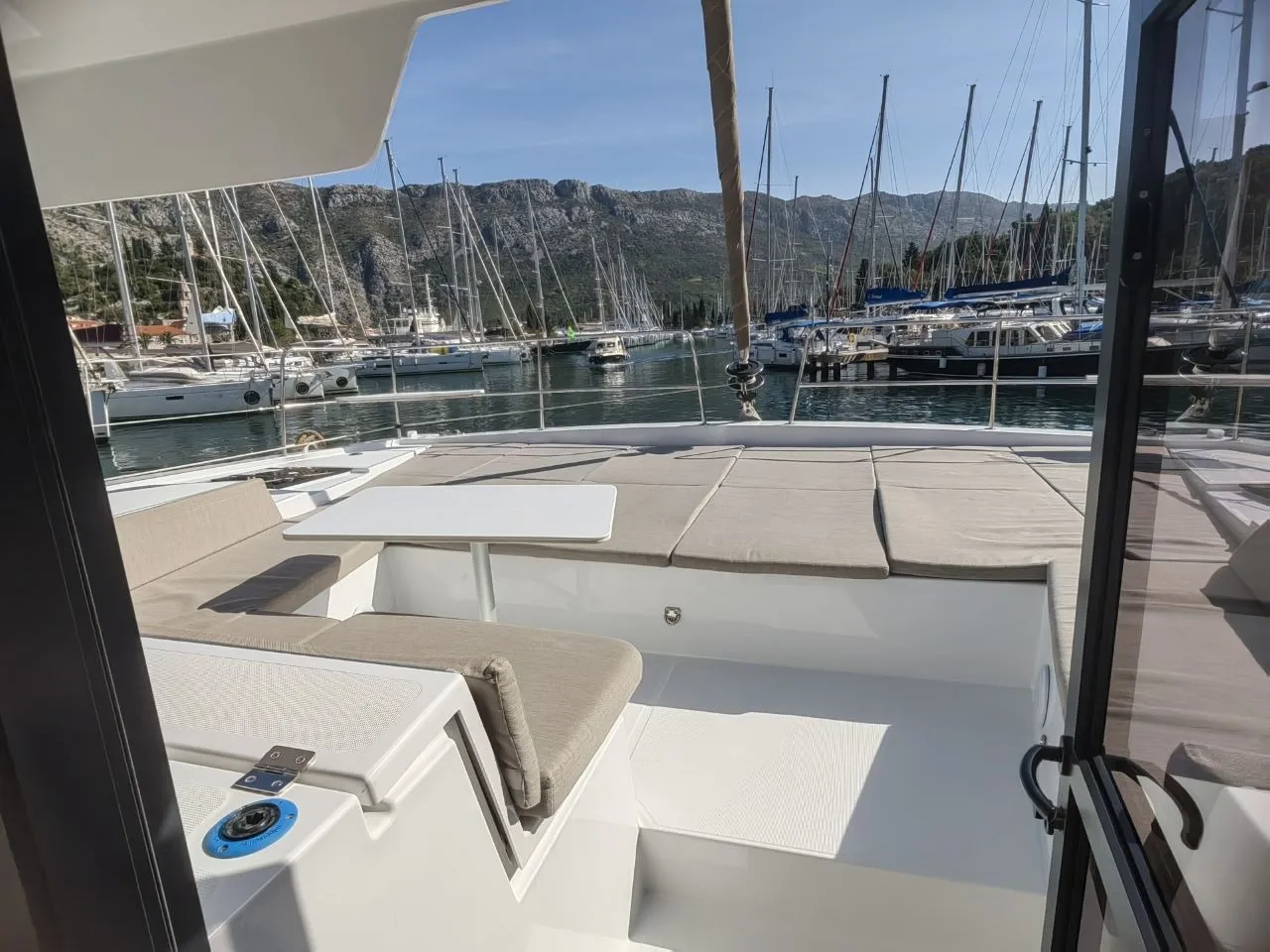Bali 4.4 Nanann — foto dello yacht n. 36